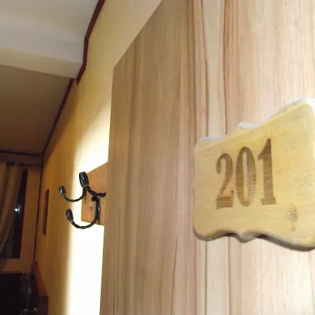 Hotel Valerie 2*